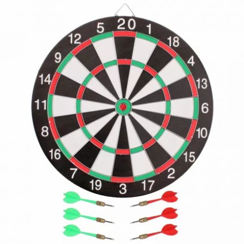 Darts tábla nyilakkal